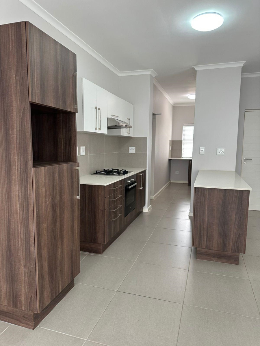 To Let 3 Bedroom Property for Rent in Burgundy Estate Western Cape